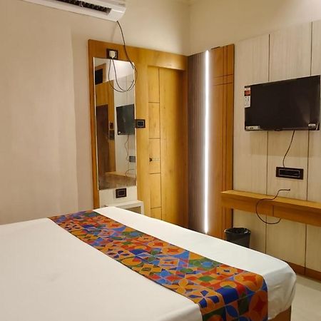 Hotel Ambika Dx قاليور المظهر الخارجي الصورة